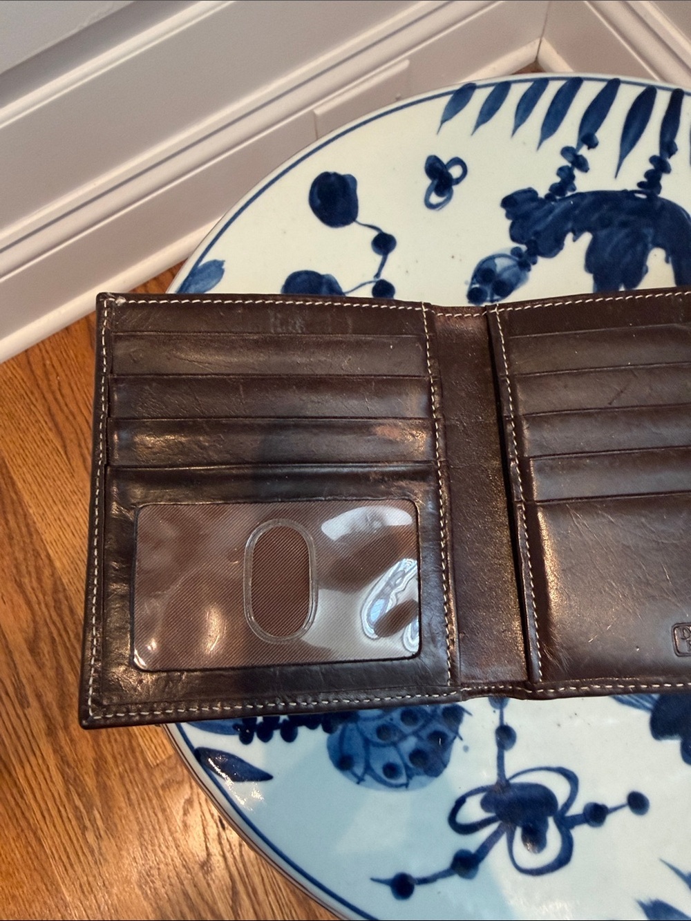 Vintage Dooney & Bourke wallet - Picture 3 of 5